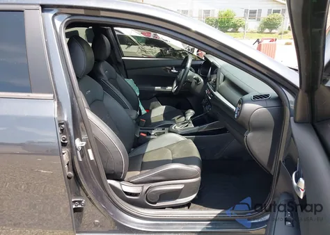 2024 Kia Forte Gt-Line z USA, uszkodzony, nr VIN 3KPF54AD2RE712308